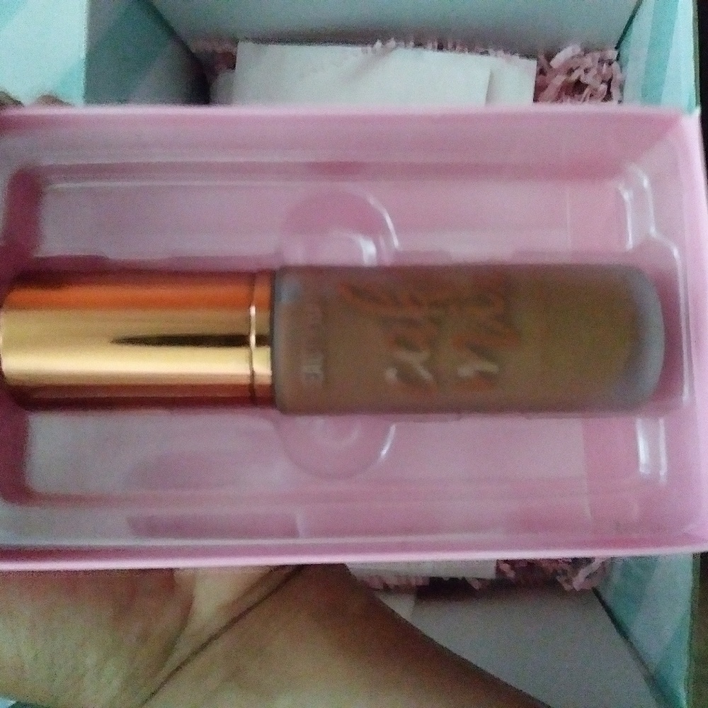 Beauty Bakerie Foundation Shade #9